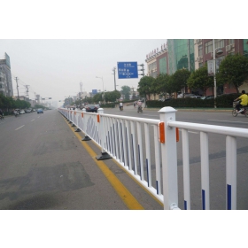 柳州市市政道路护栏工程