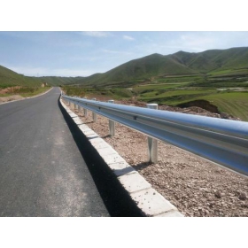 柳州市公路波形护栏工程
